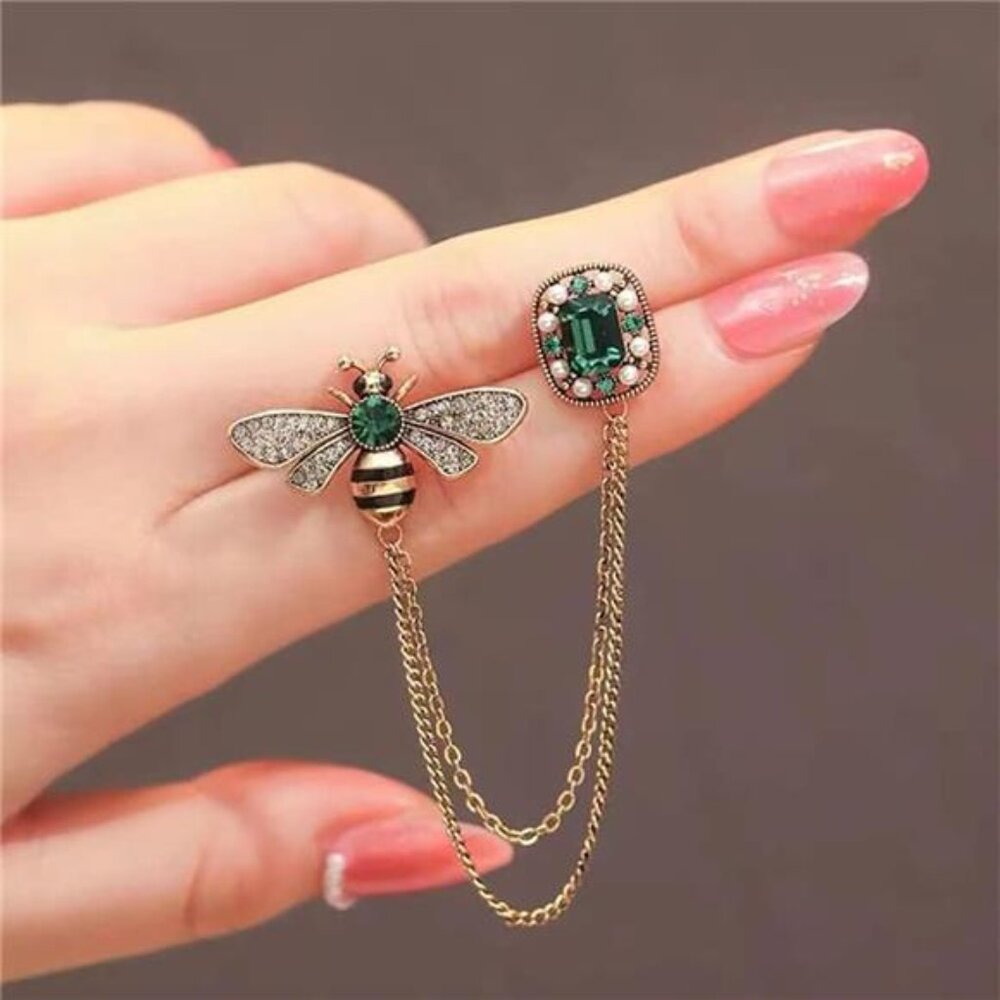 Vintage Honey Bee Brooch Pins for Women Men CZ Crystal Lapel Pin Badge Hanging